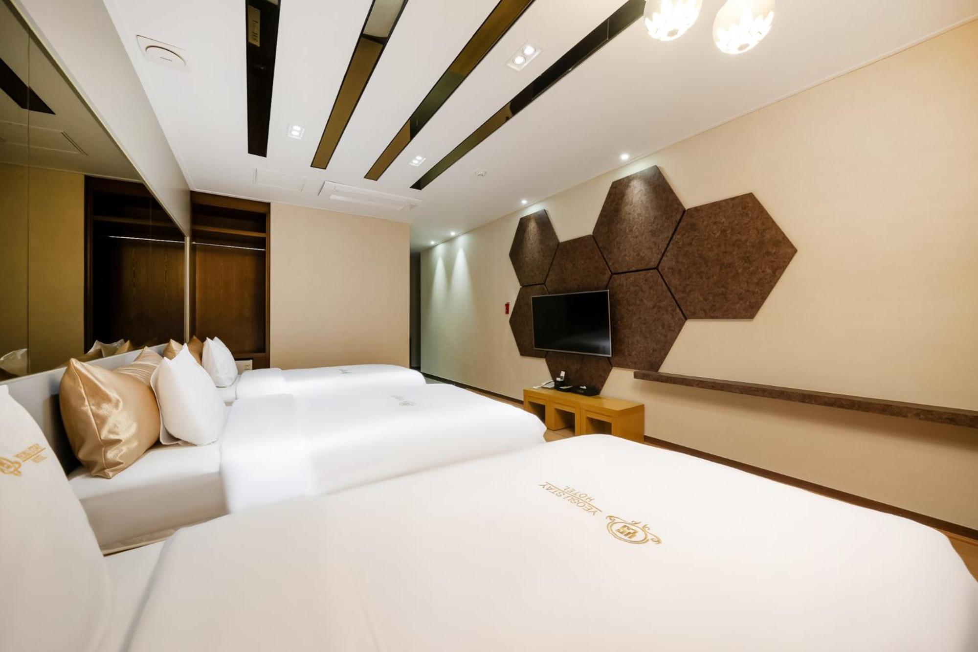 Yeosu Stay Hotel Номер фото