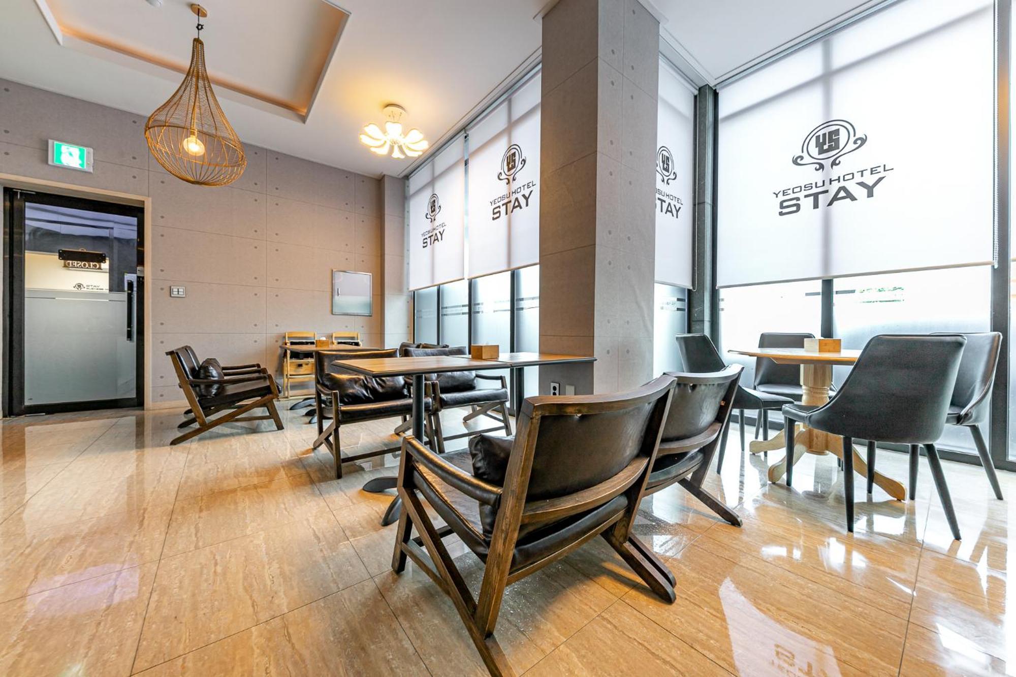 Yeosu Stay Hotel Экстерьер фото