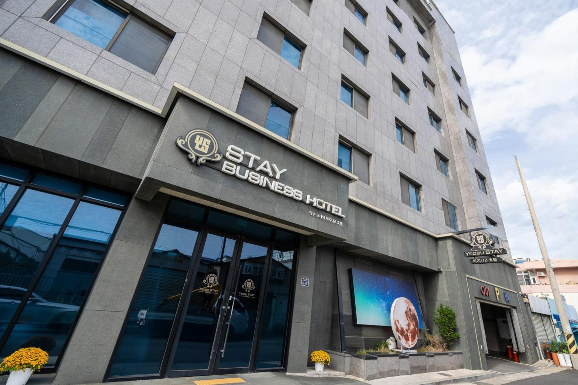 Yeosu Stay Hotel Экстерьер фото