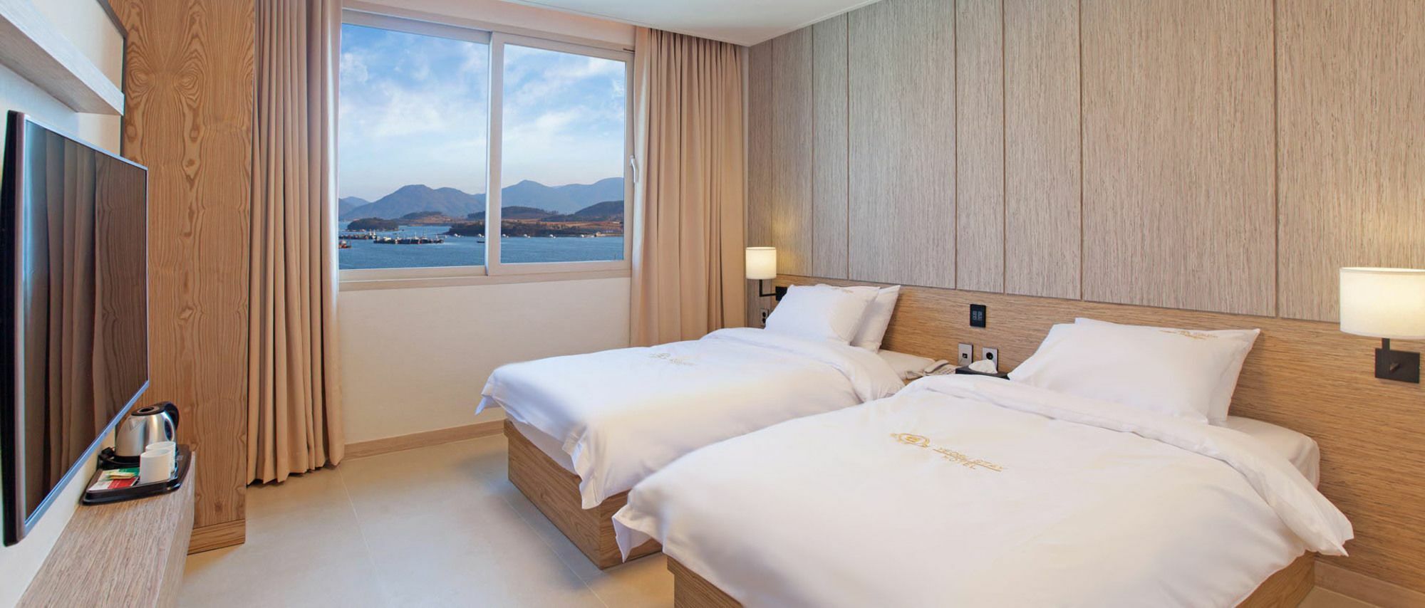 Yeosu Stay Hotel Экстерьер фото